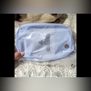 Lululemon Everywhere Belt Bag